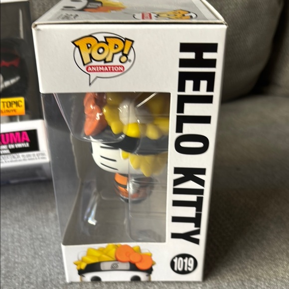 Funko Pop Monokuma and Hello Kitty Vinyl Figures - Picture 4 of 7